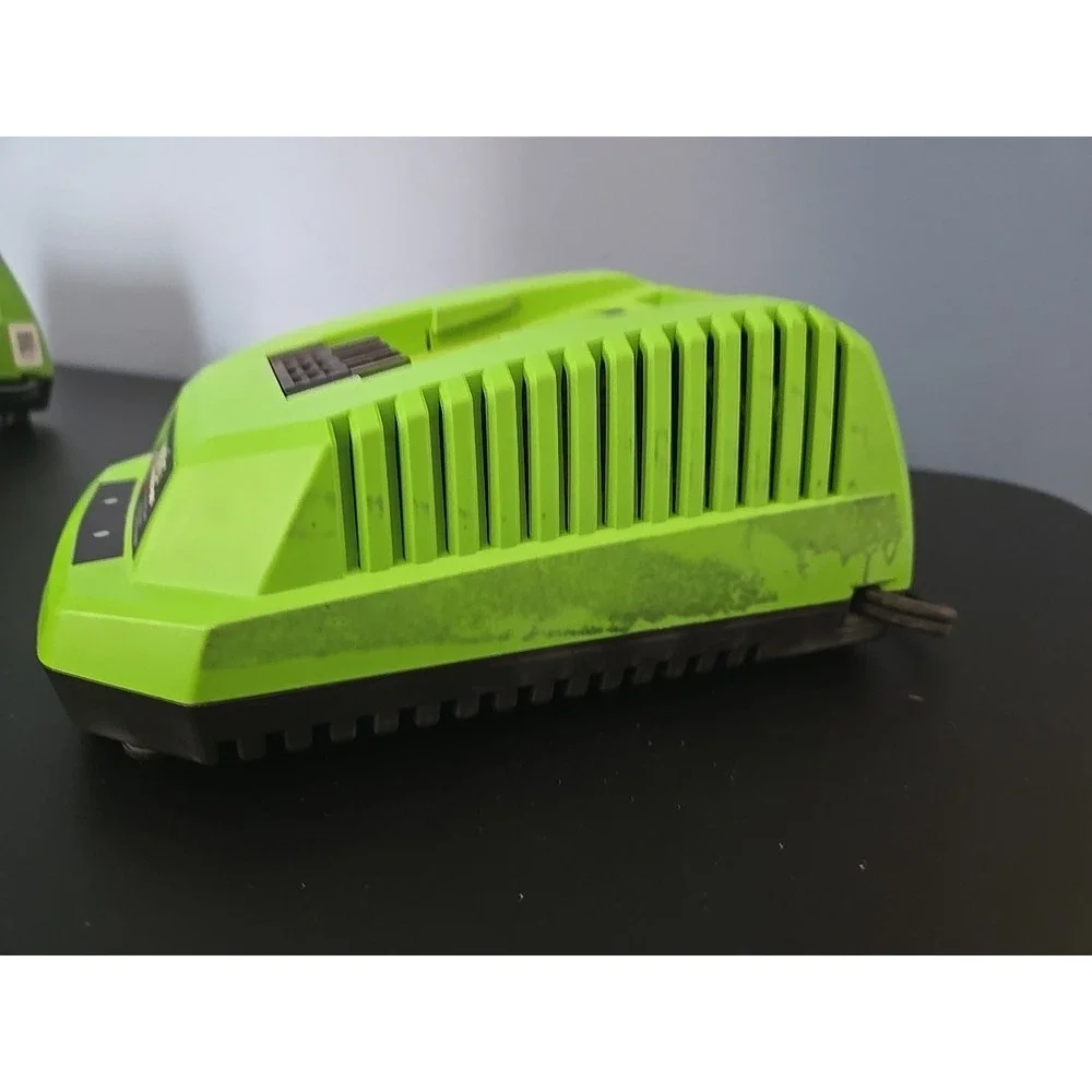 GreenWorks 40V Lithium-ion Battery Charger G-MAX Green 29482